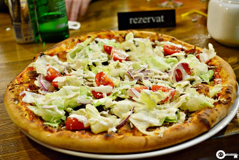 Pizza Happy Italy